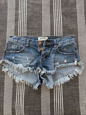 One Teaspoon Distressed Light Blue Frayed Hem Jean Shorts